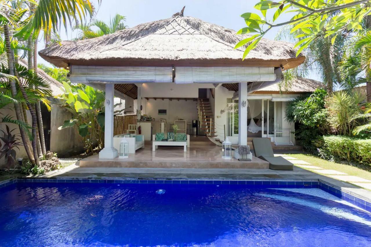 Villa Bliss A Paradise Of Three Independent Villas Canggu Exteriör bild