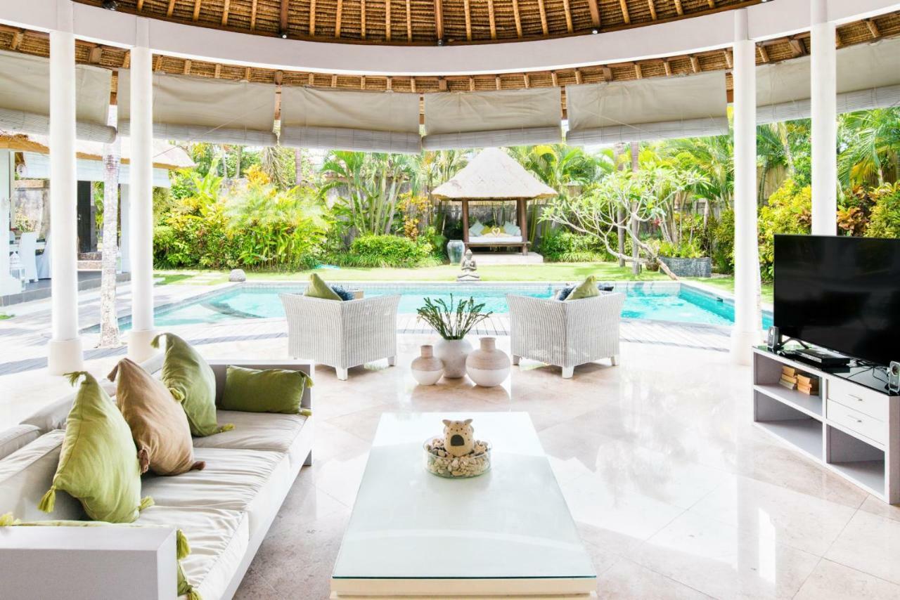 Villa Bliss A Paradise Of Three Independent Villas Canggu Exteriör bild
