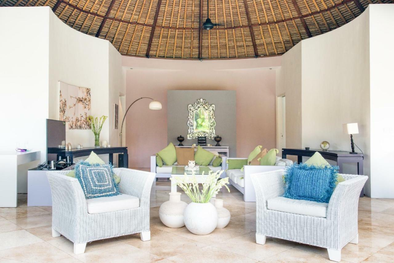Villa Bliss A Paradise Of Three Independent Villas Canggu Exteriör bild