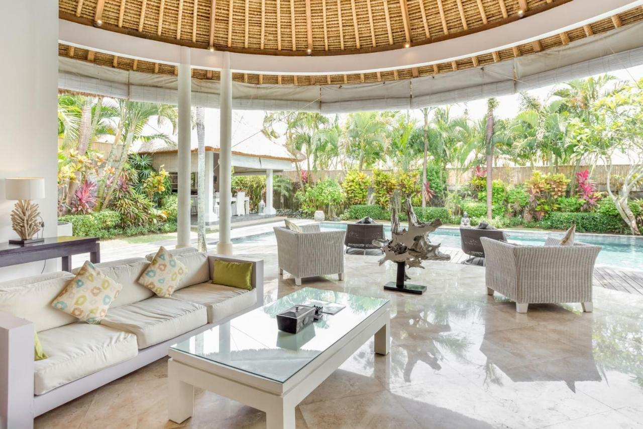 Villa Bliss A Paradise Of Three Independent Villas Canggu Exteriör bild