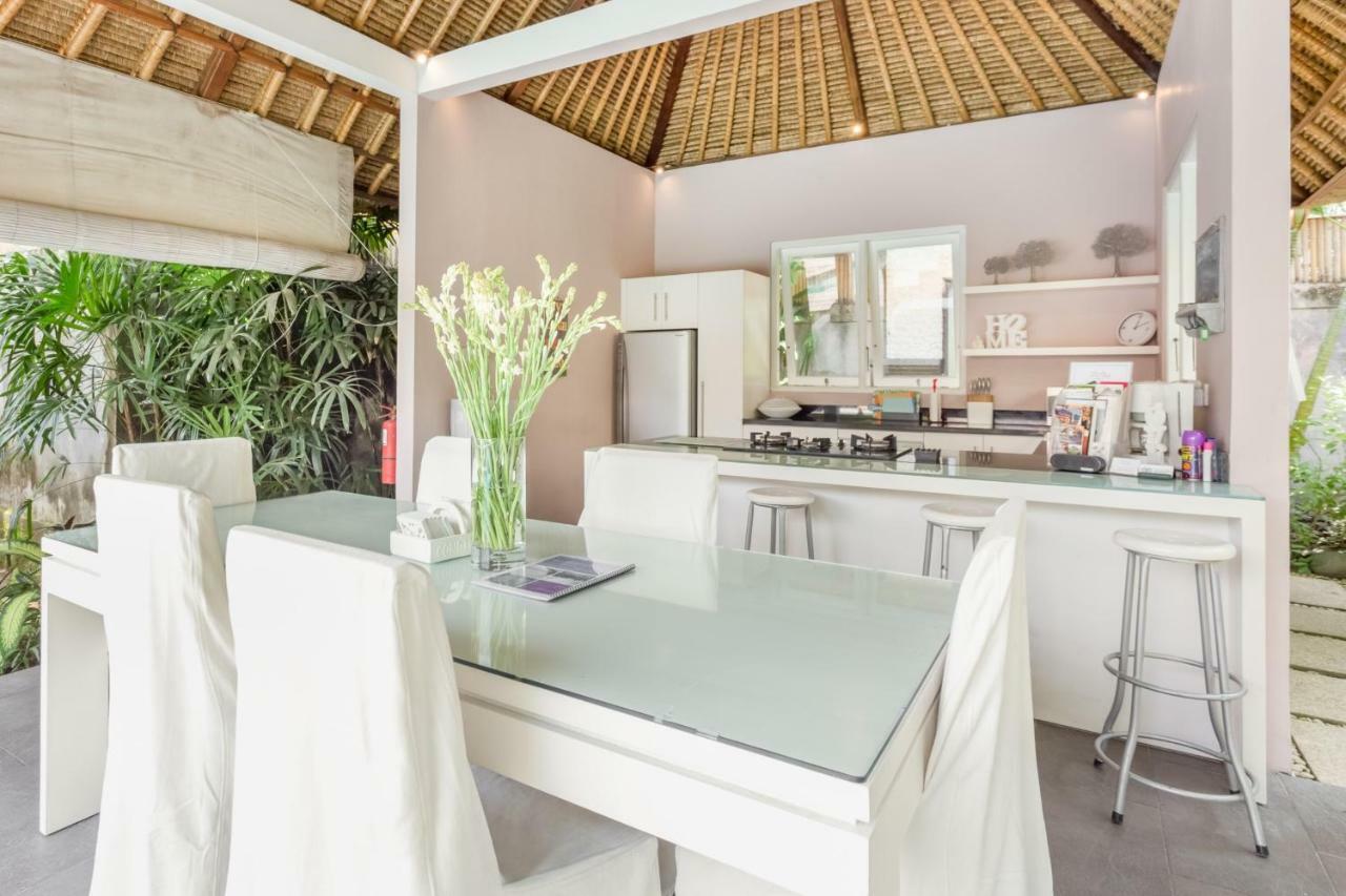 Villa Bliss A Paradise Of Three Independent Villas Canggu Exteriör bild