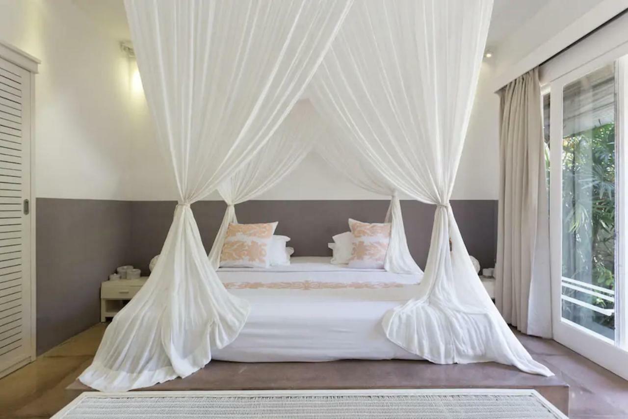 Villa Bliss A Paradise Of Three Independent Villas Canggu Exteriör bild