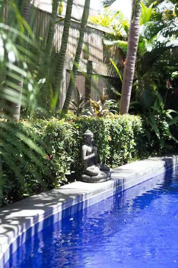 Villa Bliss A Paradise Of Three Independent Villas Canggu Exteriör bild