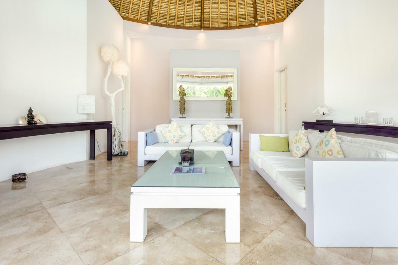 Villa Bliss A Paradise Of Three Independent Villas Canggu Exteriör bild