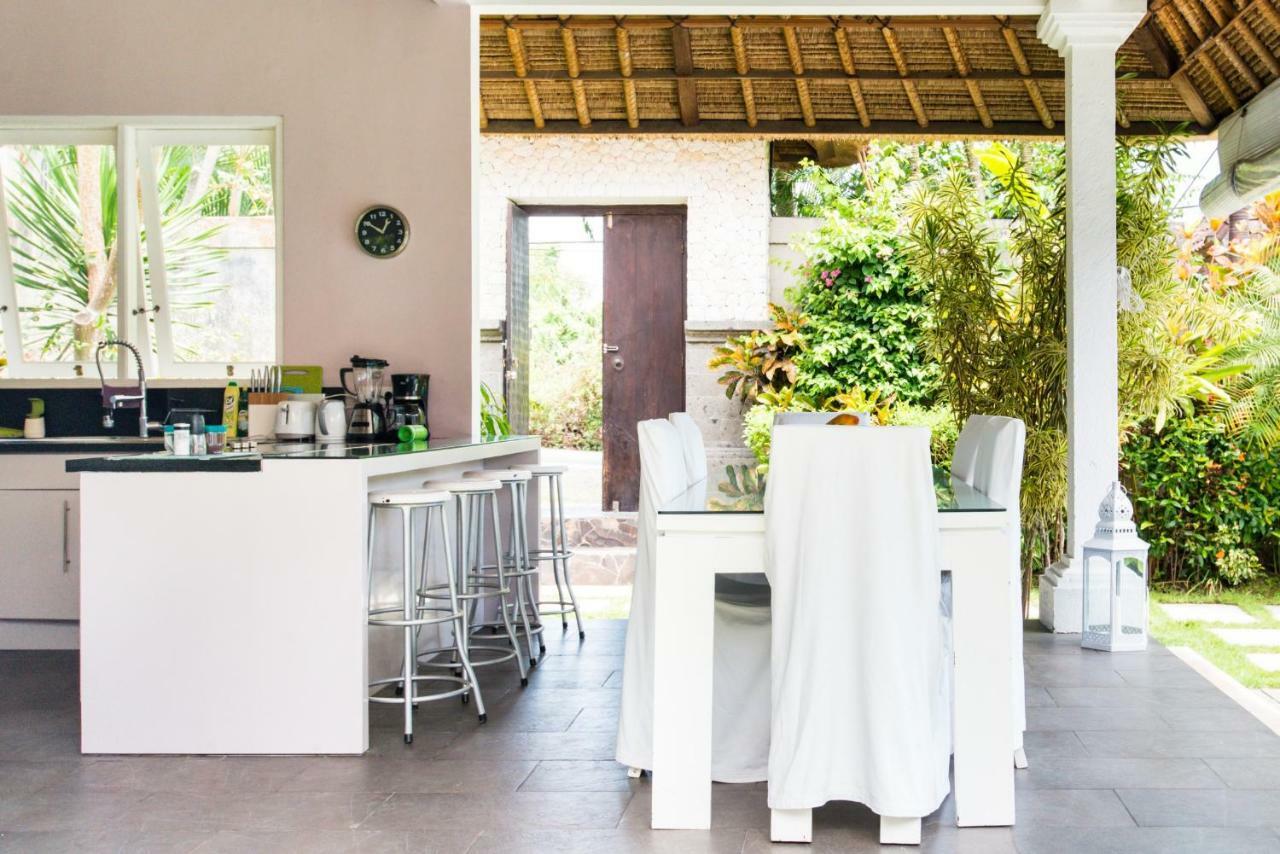 Villa Bliss A Paradise Of Three Independent Villas Canggu Exteriör bild